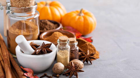 Homemade Pumpkin Spice: Recipe, Substitutes & Storage Guide